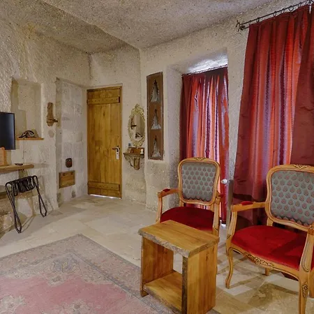 Hotel Hera Cave