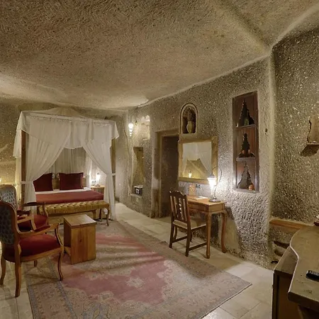 Hera Cave 2*