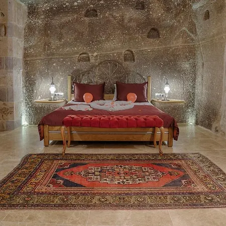Hera Cave Hotel