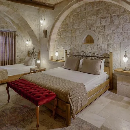 Hera Cave 2*