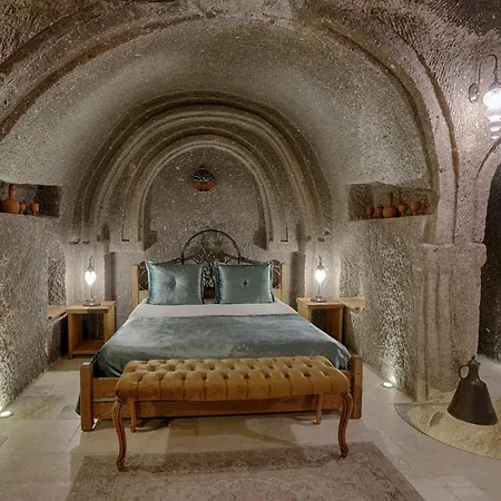 Hera Cave 2* Goreme