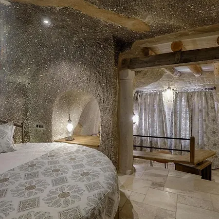 헤라 케이브 스위트 괴레메