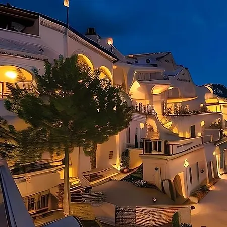 Hotel Hera Cave