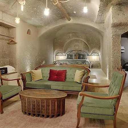 Hera Cave Hotel
