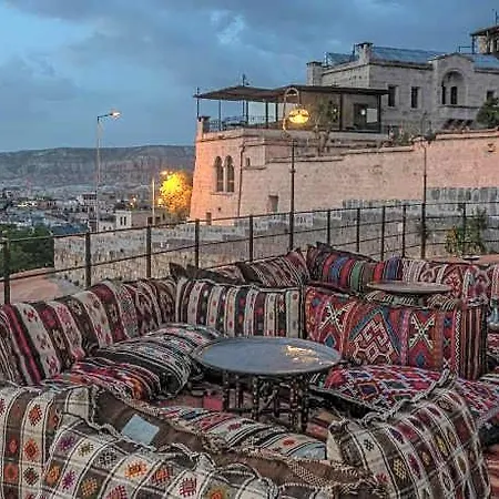 Hotel Hera Cave