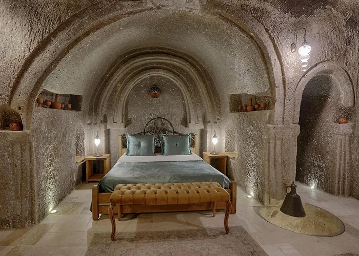 Hera Cave 3* גורמה