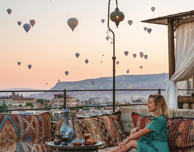 Hera Cave גורמה